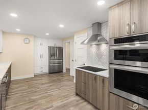 6279 NE 154th Street, Kenmore WA 98028