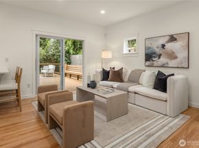 10729 23rd Avenue NE, Seattle WA 98125