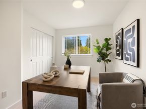 10729 23rd Avenue NE, Seattle WA 98125