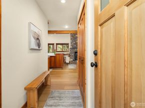 12317 176th Avenue SE, Renton WA 98059