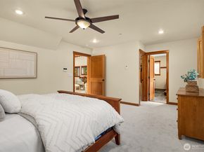 12317 176th Avenue SE, Renton WA 98059