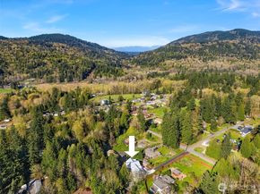 12317 176th Avenue SE, Renton WA 98059