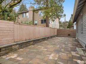 9728 23rd Avenue NE A, Seattle WA 98115