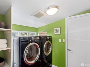 3813 NE 70th Street, Seattle WA 98115