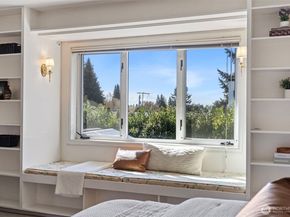 3813 NE 70th Street, Seattle WA 98115