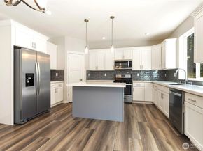 1120 131st Street SE B, Everett WA 98208