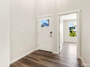 1120 131st Street SE B, Everett WA 98208