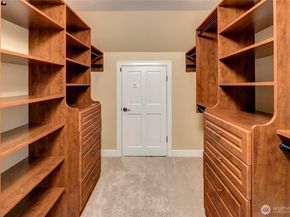 4911 Harbor Lane, Everett WA 98203