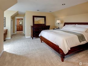 4911 Harbor Lane, Everett WA 98203