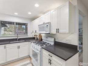 10009 161st Avenue NE, Redmond WA 98052