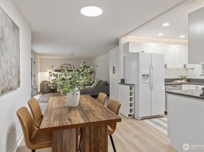 10009 161st Avenue NE, Redmond WA 98052