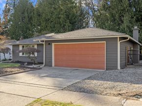 10009 161st Avenue NE, Redmond WA 98052