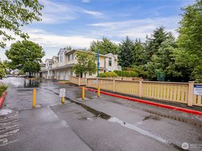 23210 59th Street S 125, Kent WA 98032