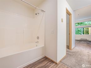 23210 59th Street S 125, Kent WA 98032