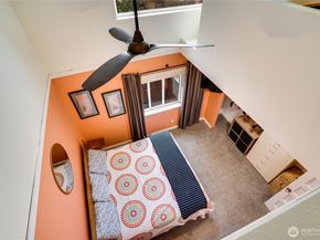 10319 Midvale Avenue N A, Seattle WA 98133