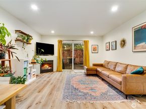 10319 Midvale Avenue N A, Seattle WA 98133