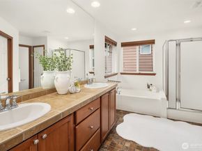 12871 NE 198th Place, Woodinville WA 98072