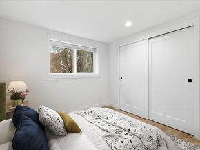 1608 172nd Avenue NE, Bellevue WA 98008