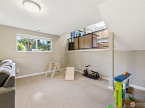 29819 5th Avenue SW, Federal Way WA 98023