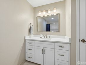 29819 5th Avenue SW, Federal Way WA 98023