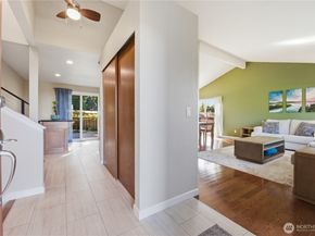29819 5th Avenue SW, Federal Way WA 98023