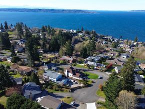 29819 5th Avenue SW, Federal Way WA 98023