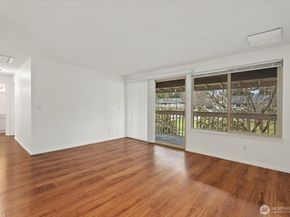 14130 SE 17 Place C3, Bellevue WA 98007