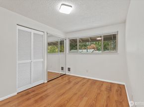 14130 SE 17 Place C3, Bellevue WA 98007