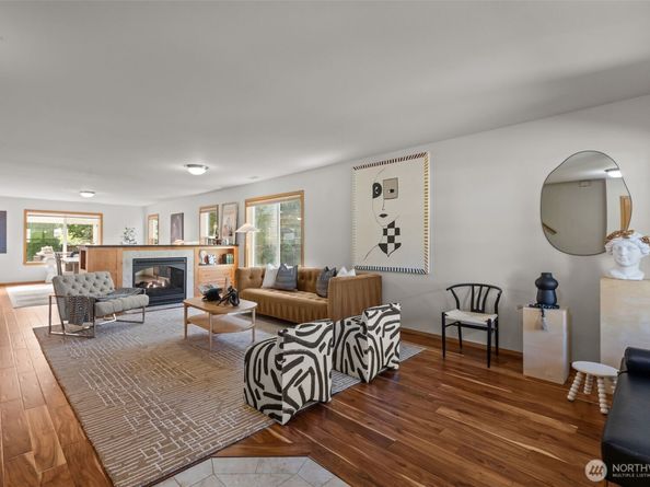 2120 248th Place SE, Sammamish WA 98075