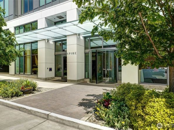 2510 6th Avenue 2003, Seattle WA 98121
