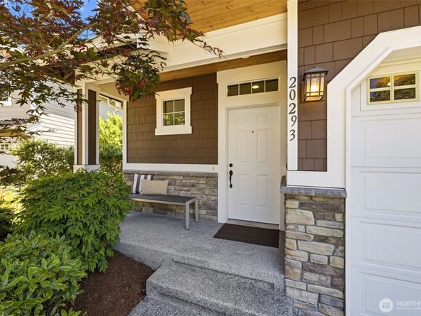 20293 62nd Way NE, Kenmore WA 98028