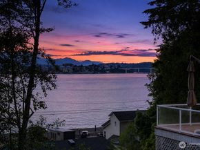 2717 E Lidstrom Hill Road, Port Orchard WA 98366