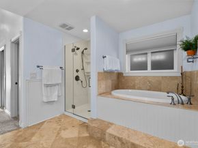 2717 E Lidstrom Hill Road, Port Orchard WA 98366