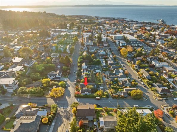 657 Walnut Street, Edmonds, WA 98020 - For Sale