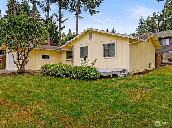 22120 Sea Vista NE, Poulsbo WA 98370