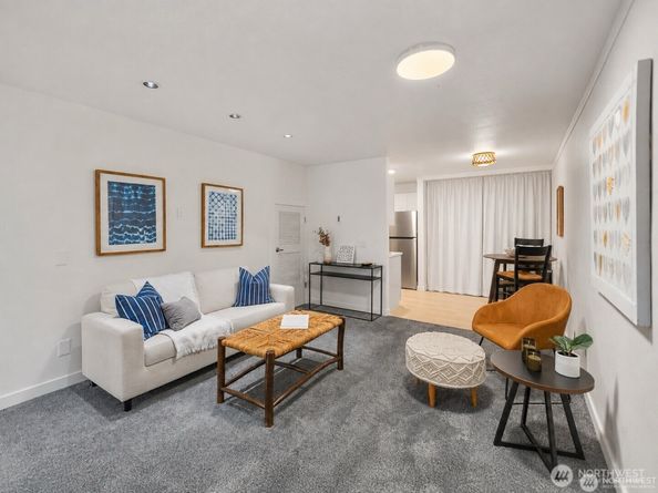 13772 NE 60th Street 180, Redmond WA 98052