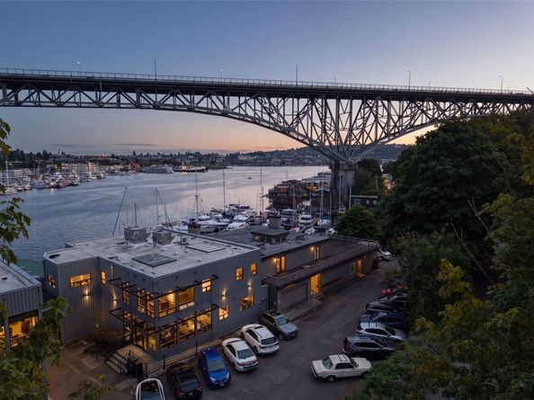 2900 Westlake Avenue N, Seattle WA 98109