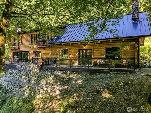 27507 SE 154 Place, Issaquah WA 98027