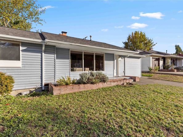 2504 Veldee Avenue, Bremerton WA 98312
