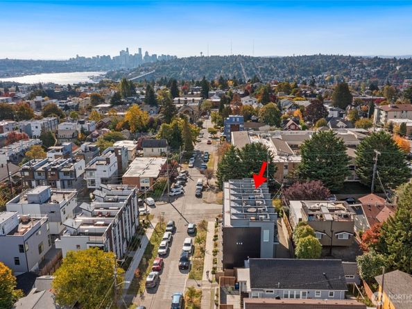 4801 Dayton Avenue N C, Seattle WA 98103