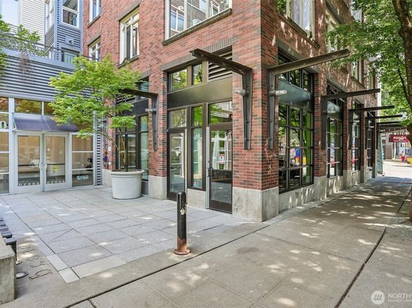 1610 Belmont Avenue 515, Seattle WA 98122