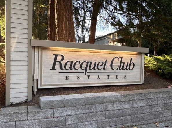 14600 NE 45th Street D9, Bellevue WA 98007