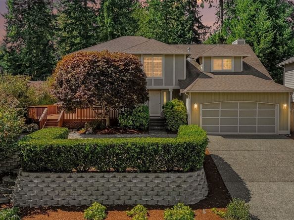 12916 NE 203rd Ct, Woodinville WA 98072