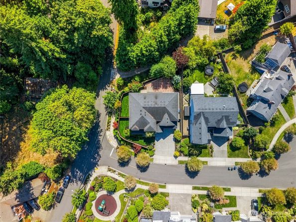 10833 NE 190th Place, Bothell WA 98011