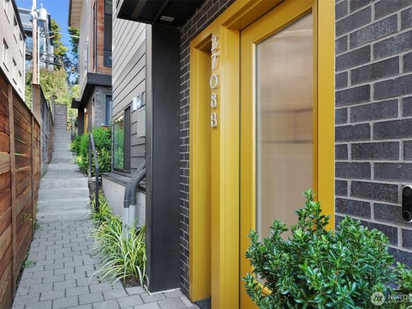 2708 Franklin Avenue E B, Seattle WA 98102