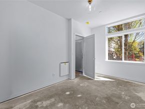 1136 A NW 57th Street, Seattle WA 98107