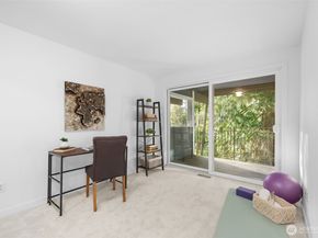 4241 155th Place SE 44, Bellevue WA 98006