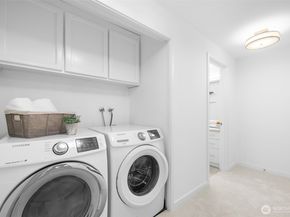 4241 155th Place SE 44, Bellevue WA 98006