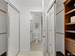 4241 155th Place SE 44, Bellevue WA 98006