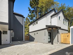 7330 25th Avenue NW, Seattle WA 98117